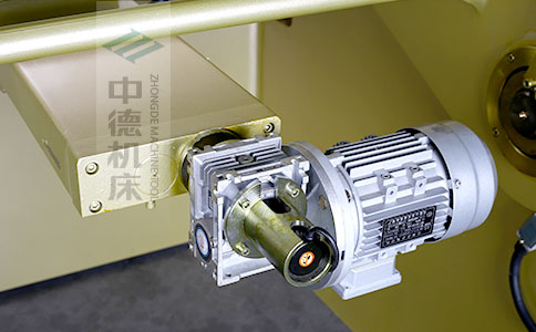 ZDS-450后檔料減速電機(jī)，質(zhì)量好，模擬運算定位速度快.jpg